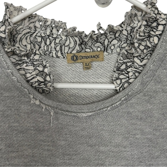 Democracy Heather Gray Lace Detail Sweater Top XL - Picture 3 of 8